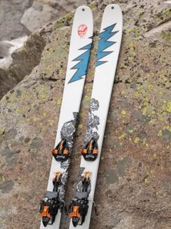 K2 X Grateful Dead QS Wayback 106 Skis 2023 -K2 k2 2223 wayback 106 gd qs S2203104 8